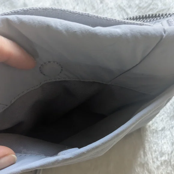 Athleta Light Lavender Gray Crossbody Bag - Picture 5 of 5